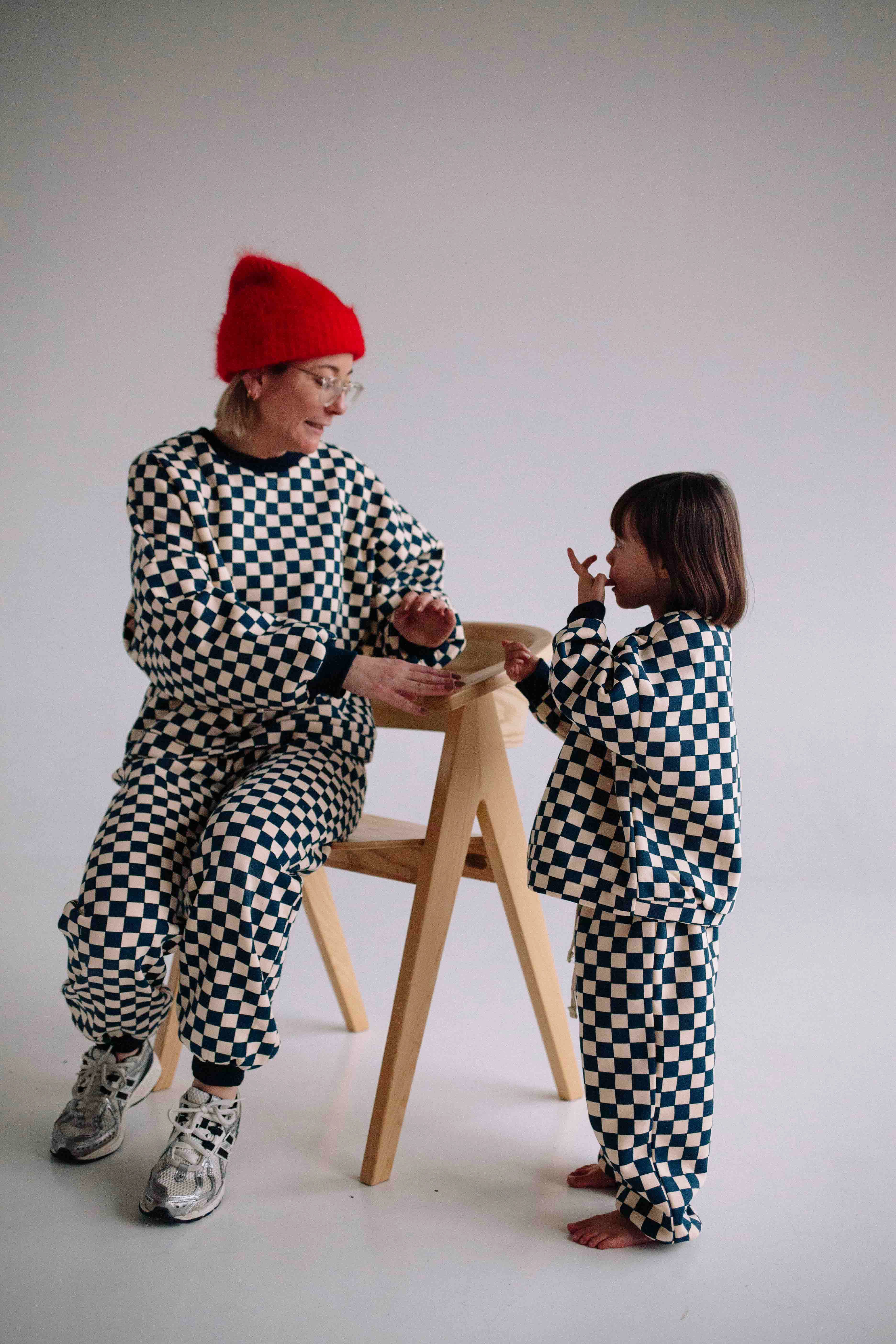 BLUE CHECKERS SET - Image 15