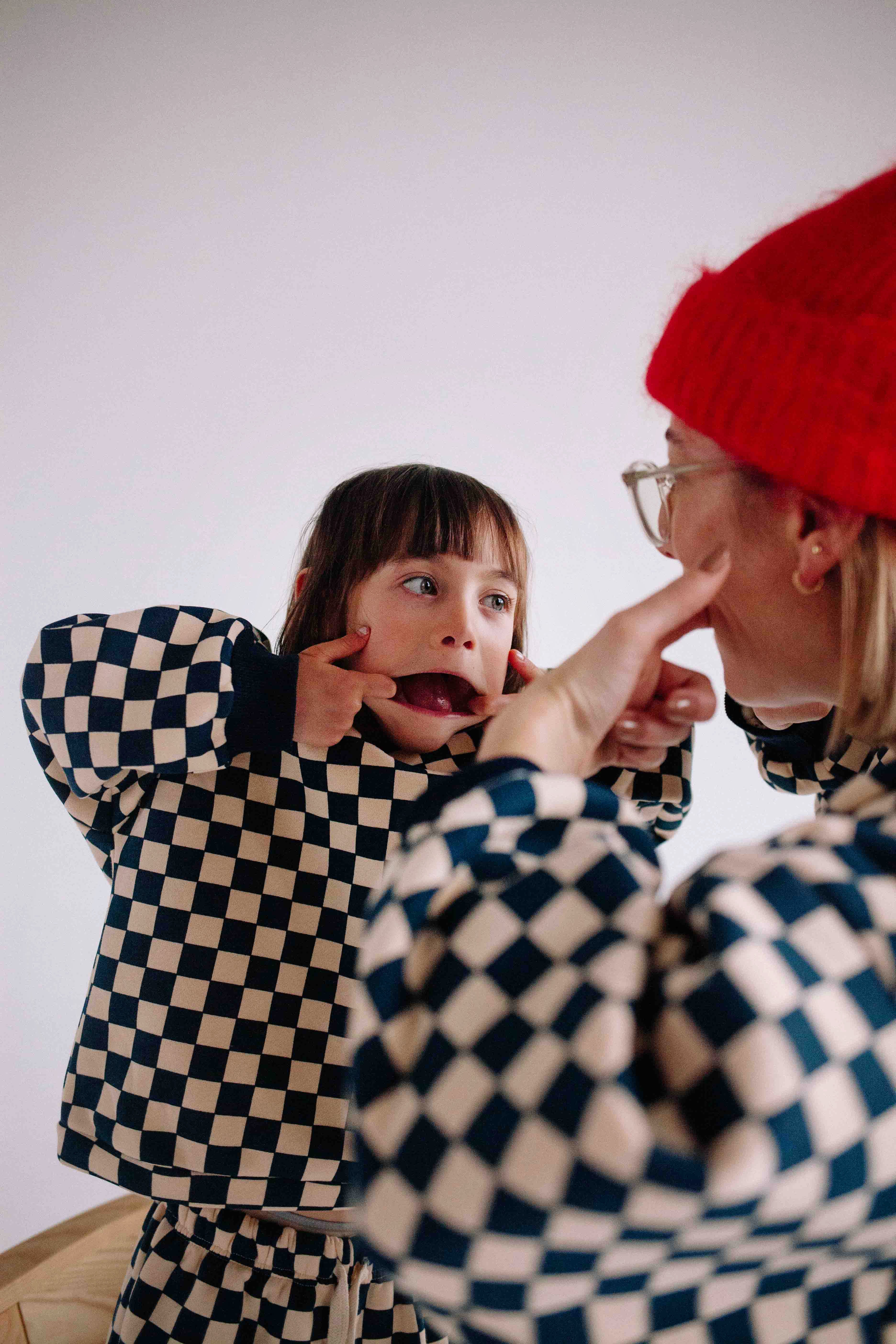 BLUE CHECKERS SET - Image 19