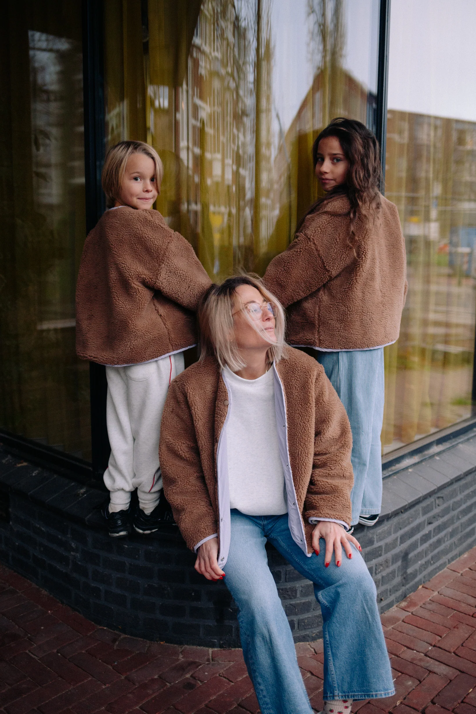 BROWN COZY JACKET - Image 5