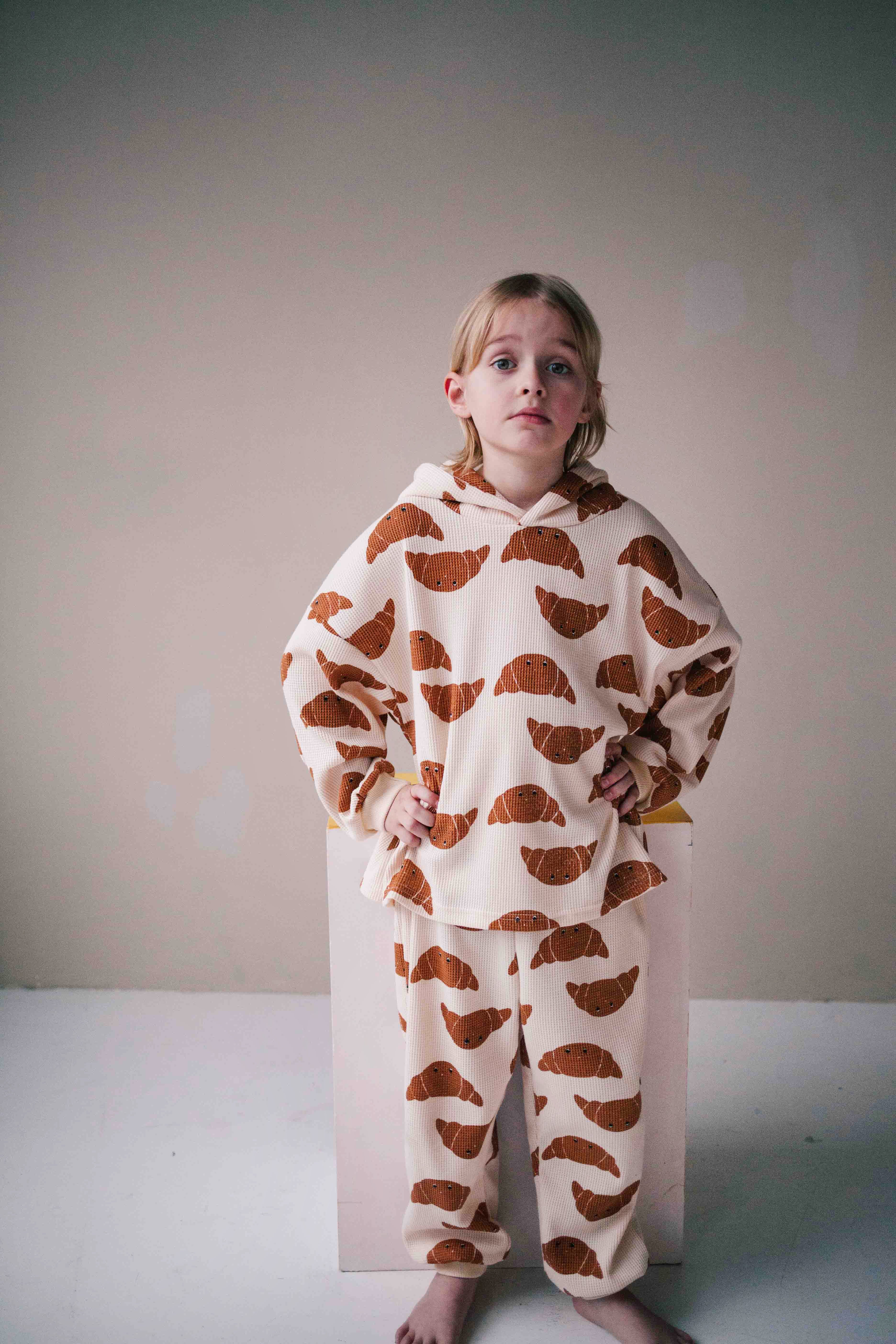 CROISSANT HOODIE SET - Image 4