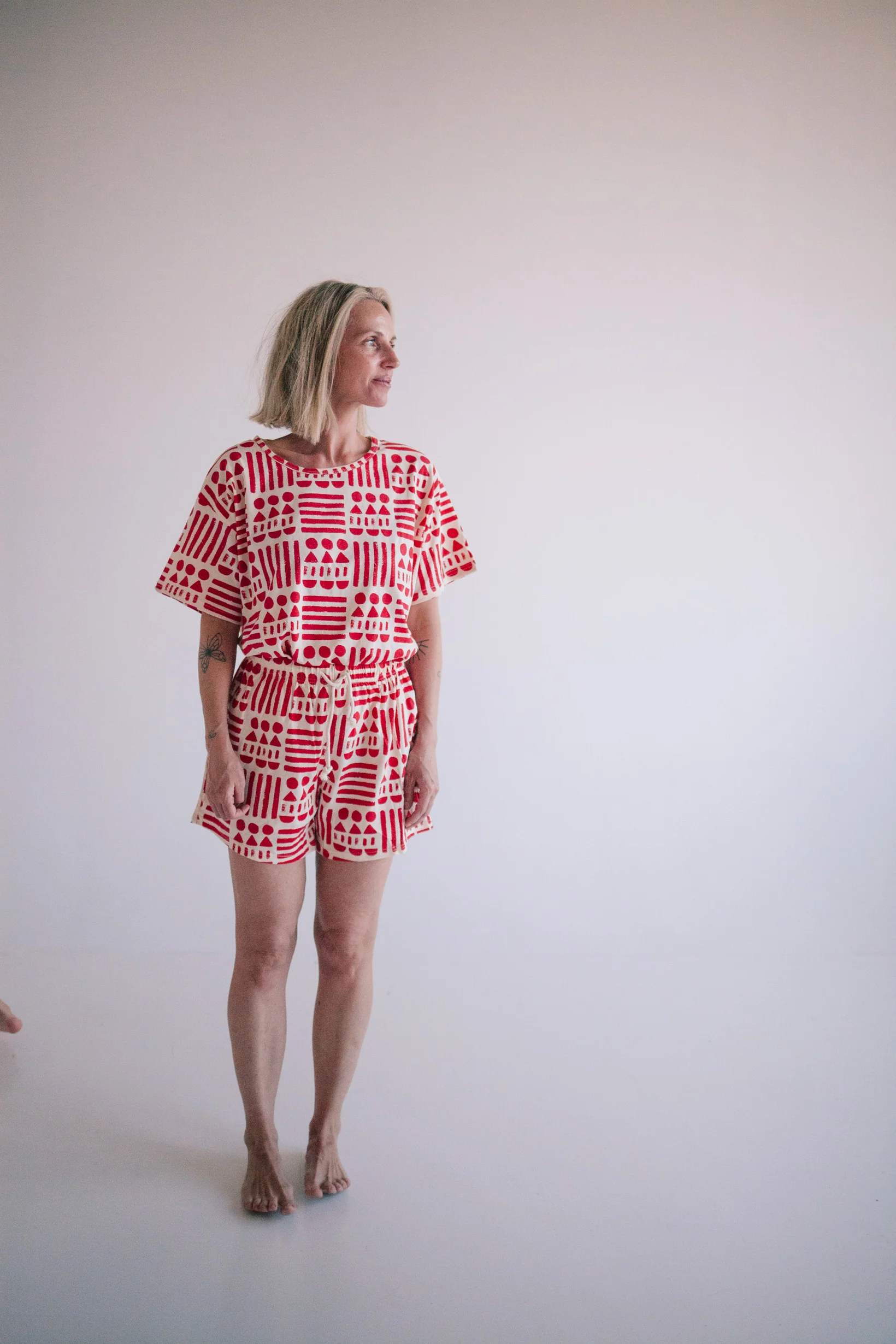 RED EMBER SET WOMAN - Image 9