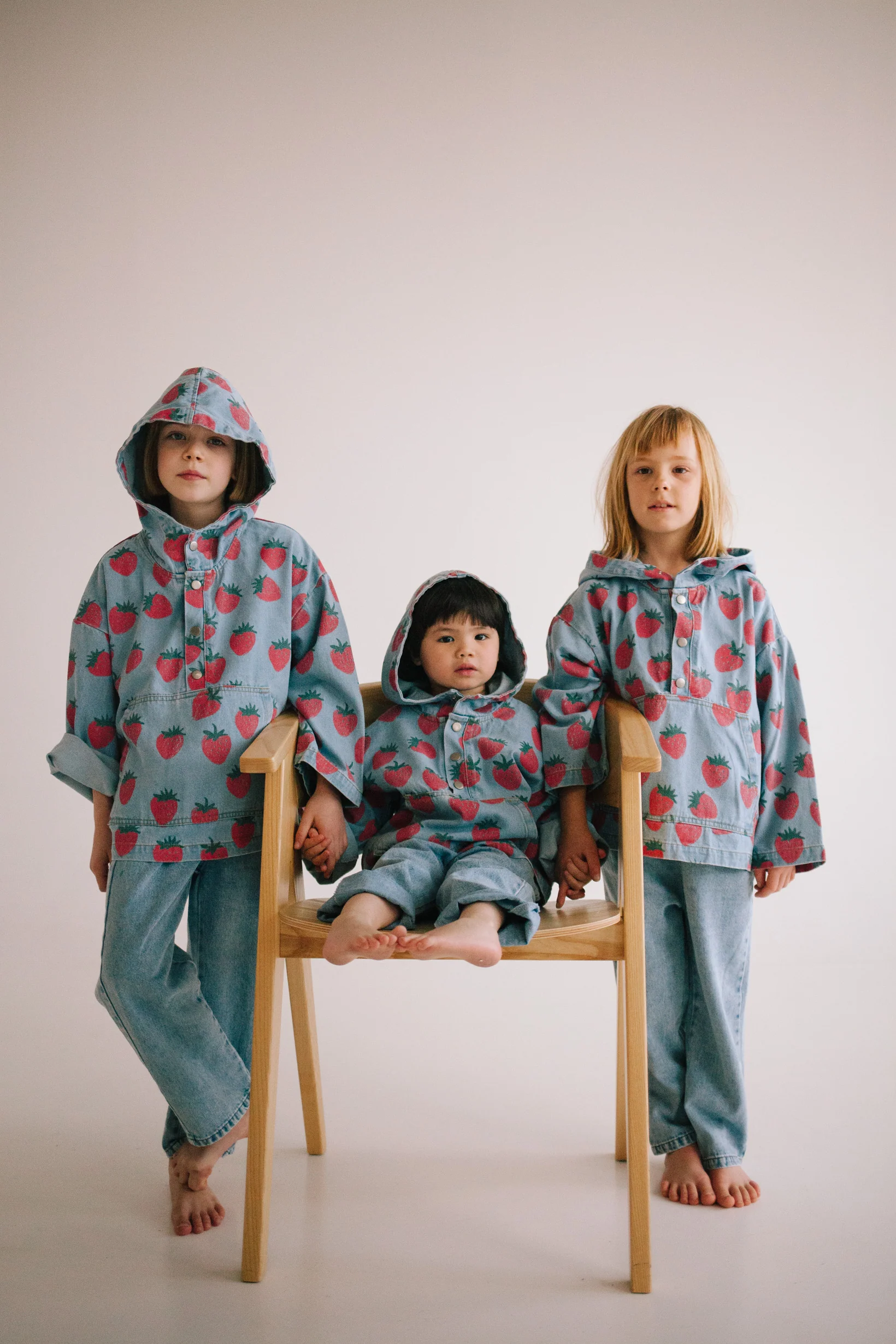 STRAWBERRY DENIM HOODIE - Image 4